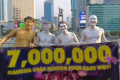 Cast Agak Laen Penuhi Janji Jadi Manusia Silver