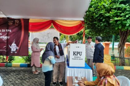 Hanya Indonesia dan Kamboja Menggunakan Paku Saat Pemilu