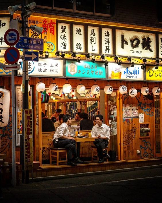 Mengenal Konsep Kedai Izakaya Jepang yang Populer