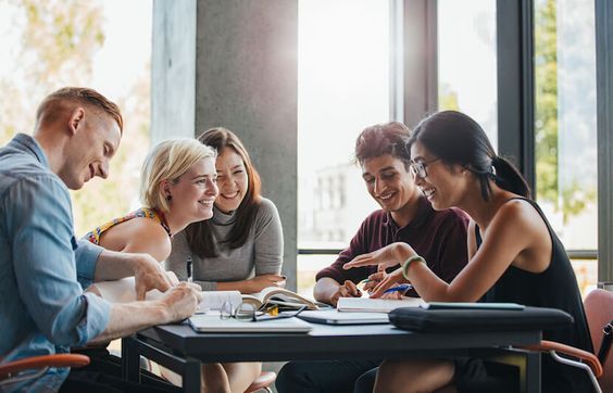 5 Strategi Networking untuk Fresh Graduate, Wajib Tahu!