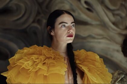 Emma Stone Ungkap Adegan Sulit di Poor Things