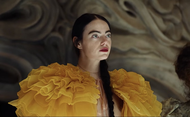 Emma Stone Ungkap Adegan Sulit di Poor Things