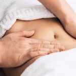 4 Bahaya Pijat Perut yang Sembarangan, Bisa Merusak Organ!