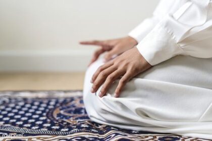 Ini Baju untuk Shalat Perempuan Palestina di Gaza