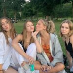 4 Tips Berteman dengan Aquarius yang Terlihat 'Garang'