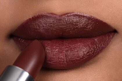 5 Rekomendasi Shade Lip Cream untuk Bibir Gelap