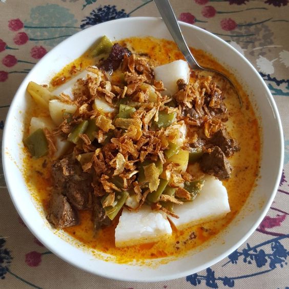 Alasan Lontong Jadi Sajian Khas Perayaan Cap Go Meh
