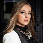 7 Gudang Harta Isabella Barrett, Remaja Terkaya di Amerika
