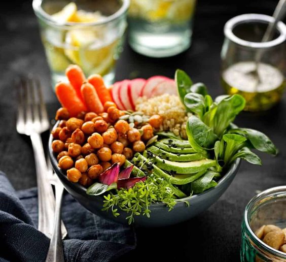 Mengenal Diet OMAD, Kelebihan dan Bahaya Makan Sehari Sekali