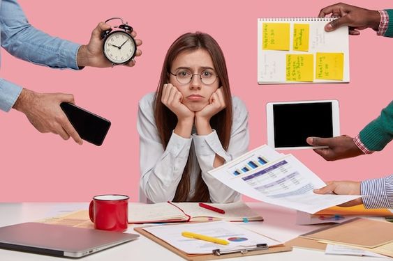 Cara Membagi Waktu Pekerjaan Full Time dan Freelance