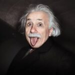 5 Kebiasaan Albert Einstein yang Tak Terduga