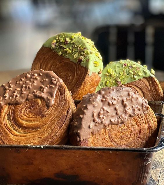 5 Varian Isi Cromboloni yang Jadi Favorit