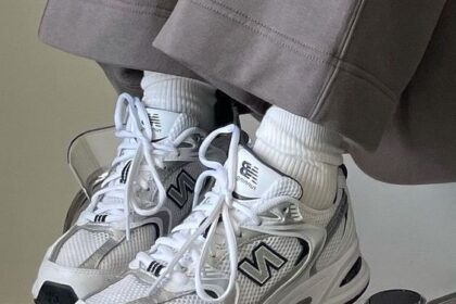 Melihat Kepribadian Seseorang dari Sepatu yang Digunakan