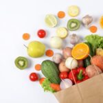 7 Buah dan Sayur yang Sebaiknya Tidak Mengupas Kulitnya