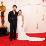 Gaya Pasangan Artis Paling Romantis di Piala Oscar 2024