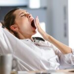6 Tanda Kamu Kekurangan Asupan Serat, Gampang Ngantuk!
