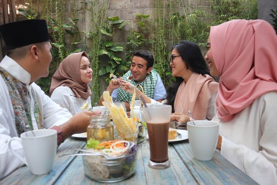 4 Tips Memilih Tempat Buka Puasa Bersama yang Nyaman