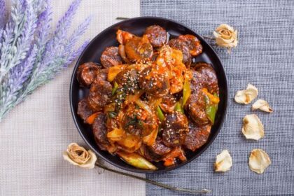 5 Kuliner Tak Biasa dari Korea Selatan, Ada Ulat Rebus!