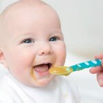 5 Kombinasi Makanan dan Minuman yang Berbahaya untuk Bayi