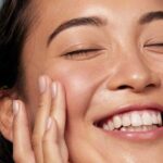 5 Rutinitas Sederhana Pagi Hari yang Bikin Kulit Glowing