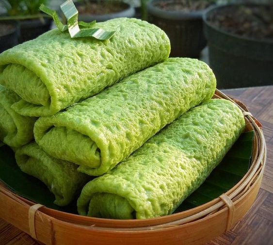 Dalam artikel ini, kami akan memberikan rekomendasi 10 takjil enak yang dapat kamu coba selama bulan Ramadan. Mari kita bahas bersama-sama!
