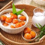 Mengapa Kolak Selalu Menggunakan Santan dan Gula Merah?