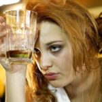 Mengenal Hangxiety, Dampak Terlalu Banyak Minum Alkohol