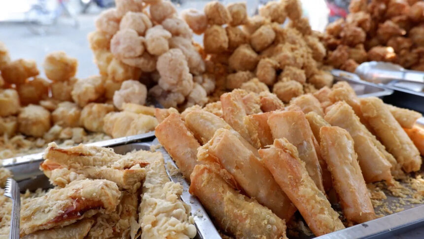 Warga Indonesia Doyan Makan Gorengan Gegara Orang Ini!