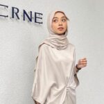 Inspirasi Gamis ala Selebgram Hijabers untuk Outfitmu