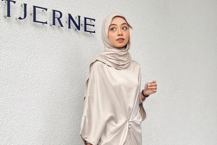Inspirasi Gamis ala Selebgram Hijabers untuk Outfitmu