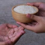 Bayar Fidyah Puasa dengan Uang, Begini Perhitungannya!