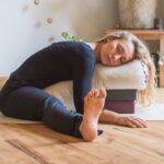 5 Olahraga Ringan untuk Perempuan Menstruasi