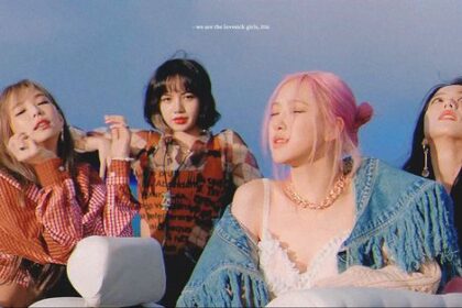 Deretan Lagu K-Pop Bernada Ceria, Liriknya Kisahkan Patah Hati!