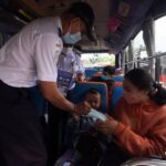 7 Tips Mudik untuk Ibu yang Membawa Bayi dan sedang Mengasihi
