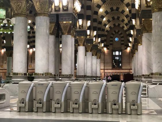 6 Fakta Air Zamzam Bagi Kesehatan Tubuh
