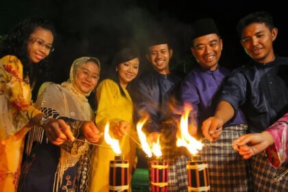 5 Tradisi Malam Takbiran Berbagai Kota Indonesia, Ada Kotamu?