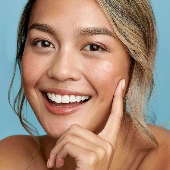 Acne Patch untuk Tutupi Jerawat Jadi Tren, Apa Manfaatnya?