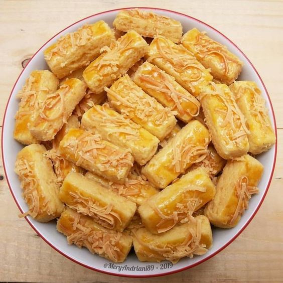 Asal Mula Kue Kastengel Jadi Favorit Orang Indonesia