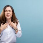 7 Cara Meredakan Radang Tenggorokan Secara Alami