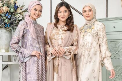 Tren Baju Lebaran "Bersinar" Berhias Motif Bunga Pastel