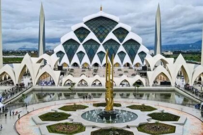10 Negara yang Memiliki Masjid Terbanyak di Dunia