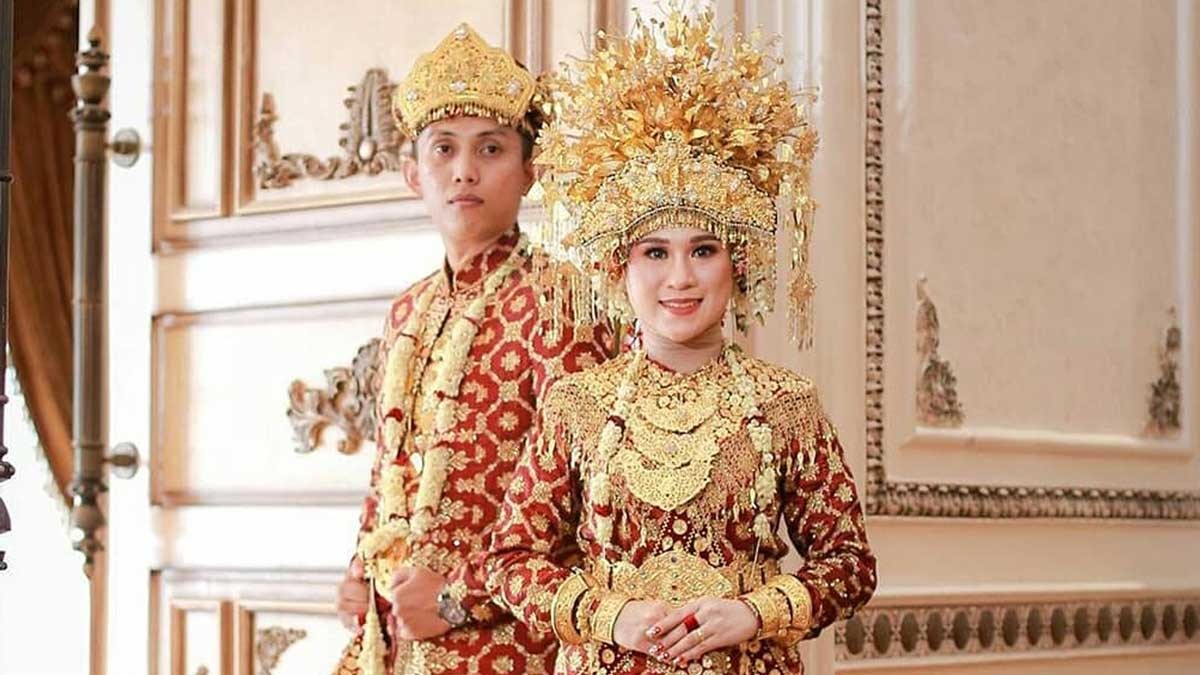 Mengenal Aksesori Baju Pengantin Adat Palembang