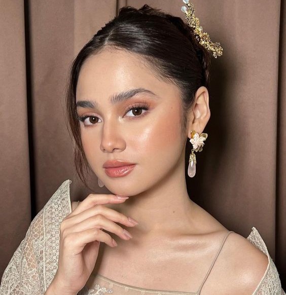 7 Cara Mendapatkan Makeup yang Flawless dan Awet Seharian