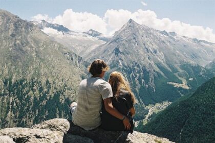 Deretan Zodiak Hopeless Romantic, Bucin Banget!