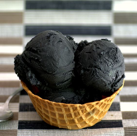 5 Es Krim dengan Rasa Paling Nyeleneh dan Ekstrem di Dunia