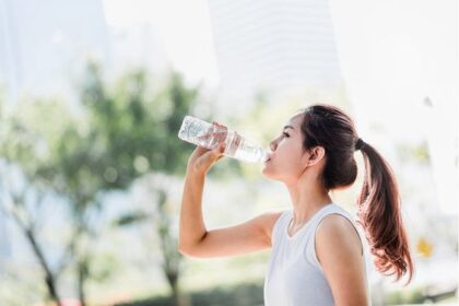 Peneliti Temukan Nanoplastik di Botol Minum Kemasan