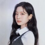 Dahyun TWICE segera debut di layar lebar melalui film yang berjudul 'Sprint'. Pada tanggal 2 Mei kemarin, beredar kabar bahwa Dahyun dari grup