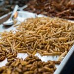 4 Zodiak Suka Mencoba Makanan Aneh