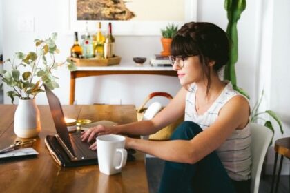 3 Kekurangan Work From Home yang Wajib Kamu Tahu