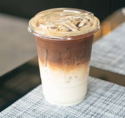 Tips Mudah Membuat Es Kopi Tetap Enak hingga Tetes Terakhir